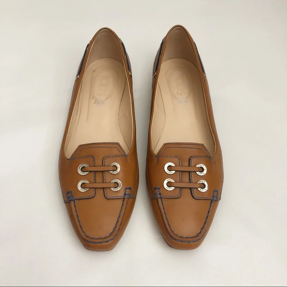 Tod’s Leather Ballerina Loafer Slip On Flats - Picture 2 of 11